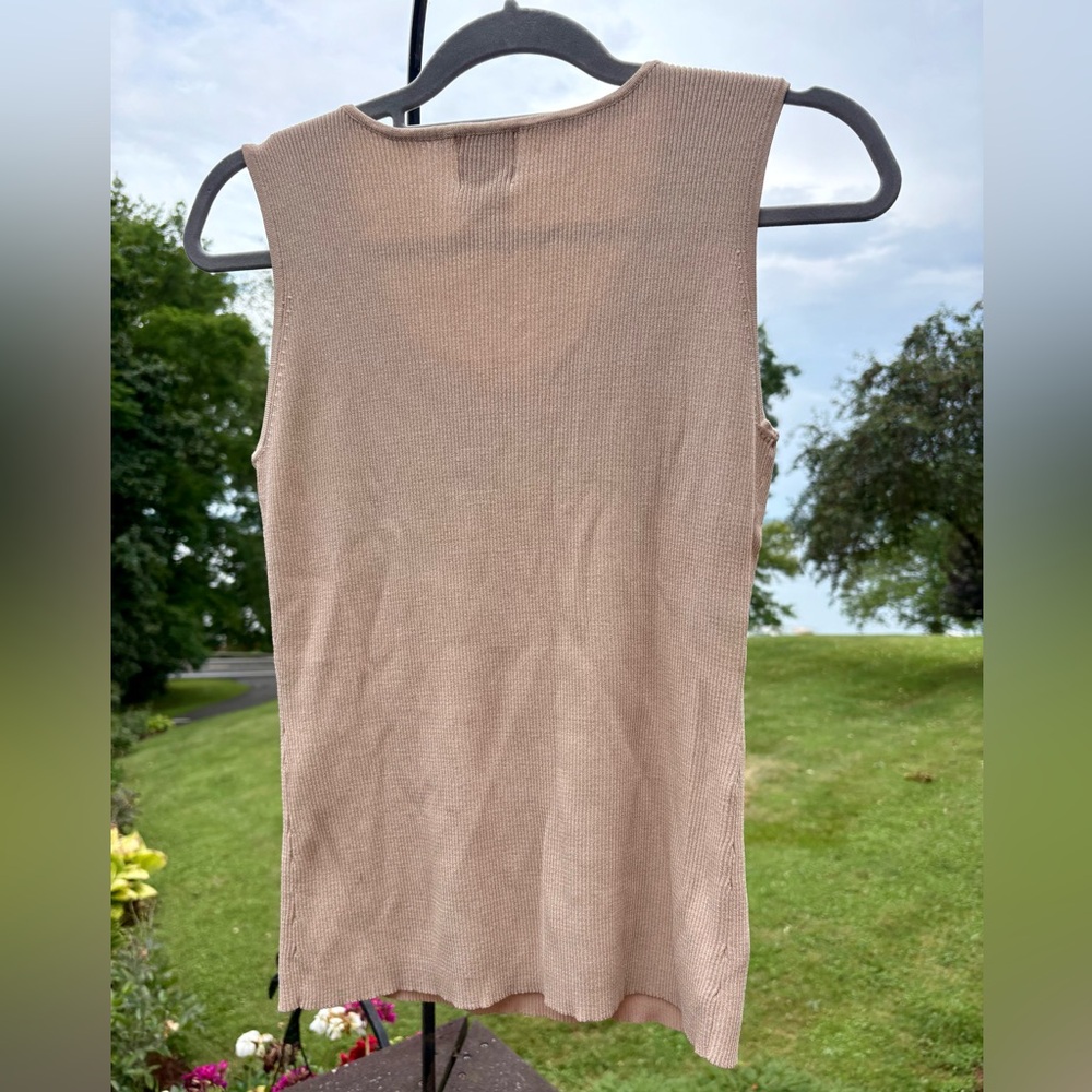 Jones NY Black Bermuda Shorts w/ Ruffle Hem & Tan Sweater Tank w/ Beads Sz 14 L - Picture 11 of 12